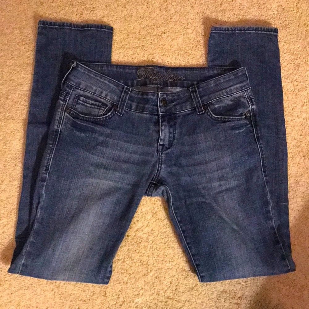 Delia’s Taylor Jeans